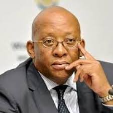 Oupa Magashula Biography